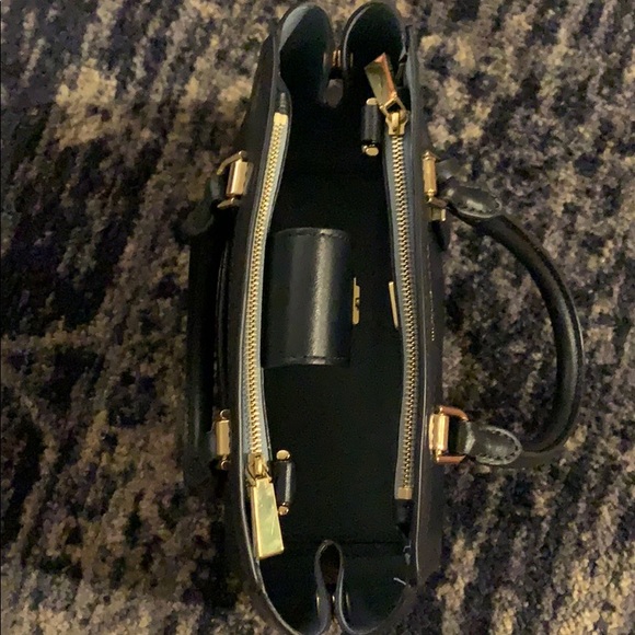 Michael Kors small purse - Picture 2 of 3